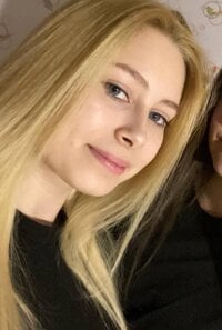 Barbie__World's Offline Chat Room