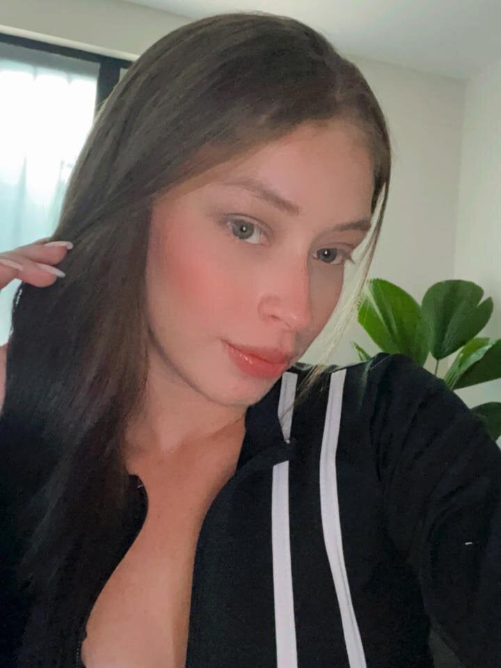 eva_adams22 🏽 live stream