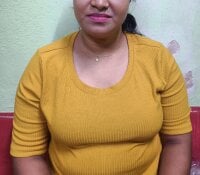 Reshmi-slut's Offline Chat Room