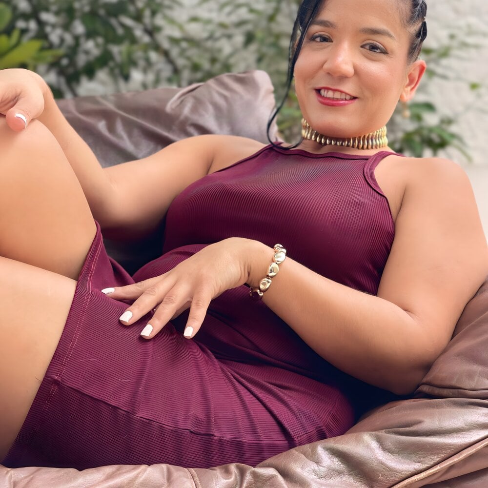 danna_zuluaga profile