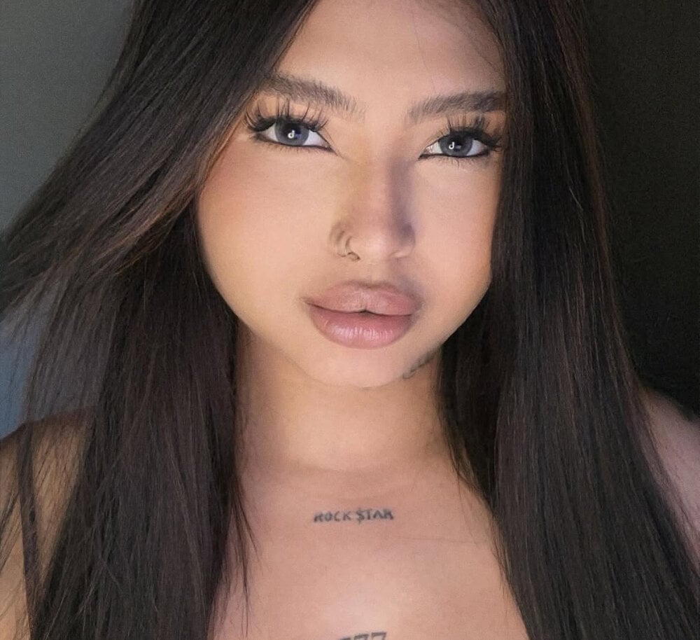 BabyGyal__