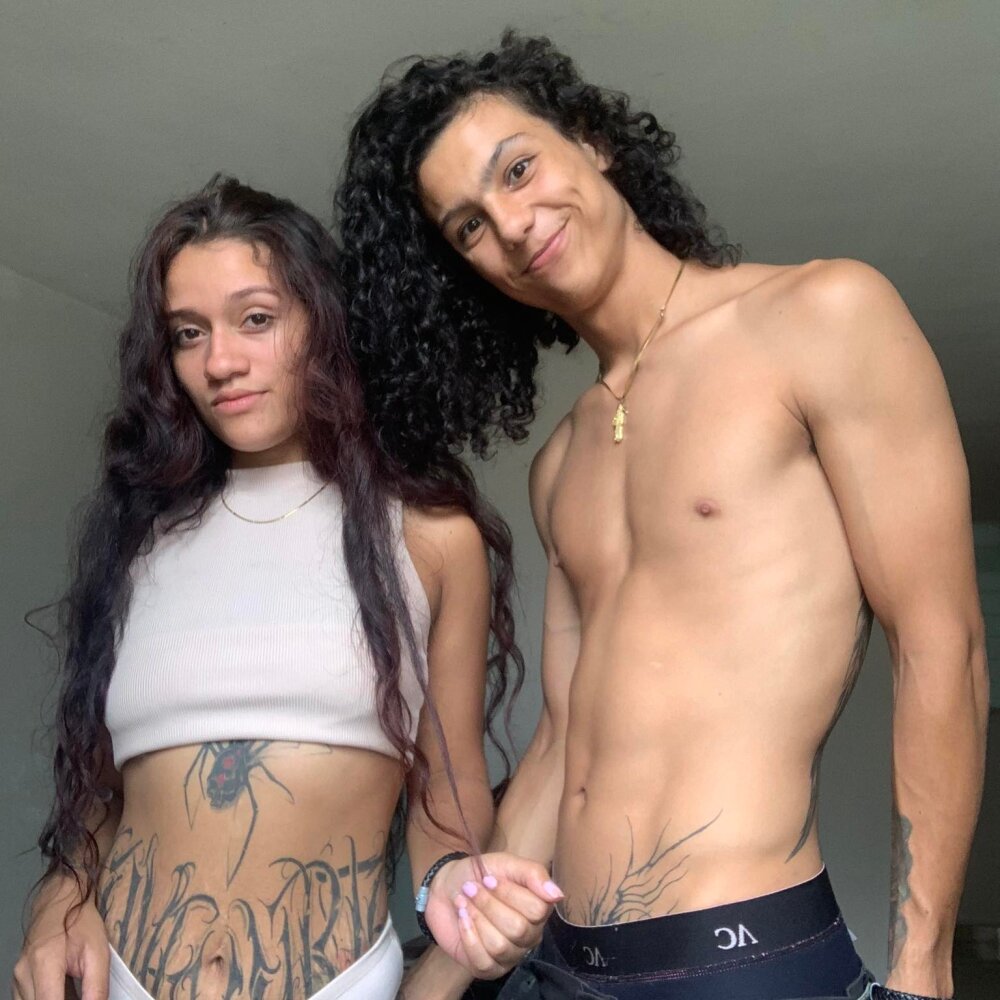 Live sex webcam photo for teamppxxx #290320119