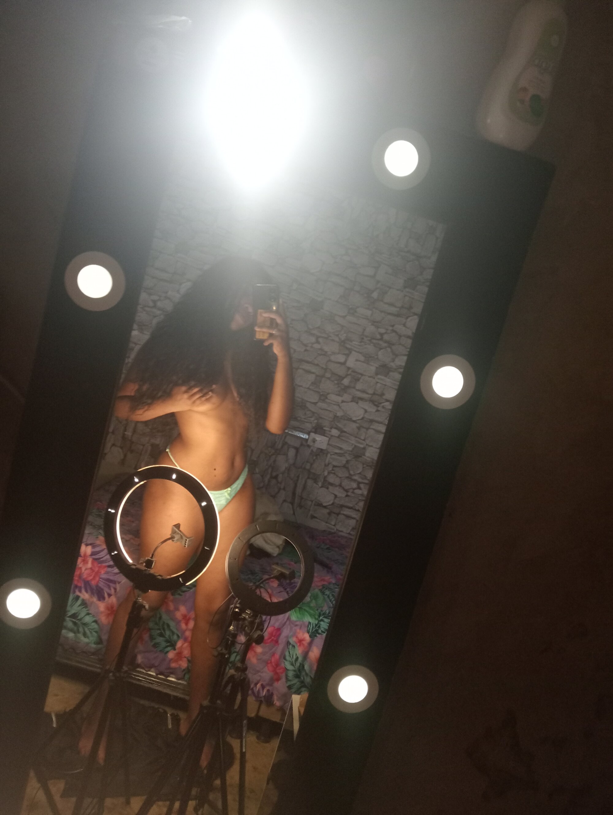 YinaLeire69