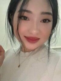 koreanpeach's Offline Chat Room