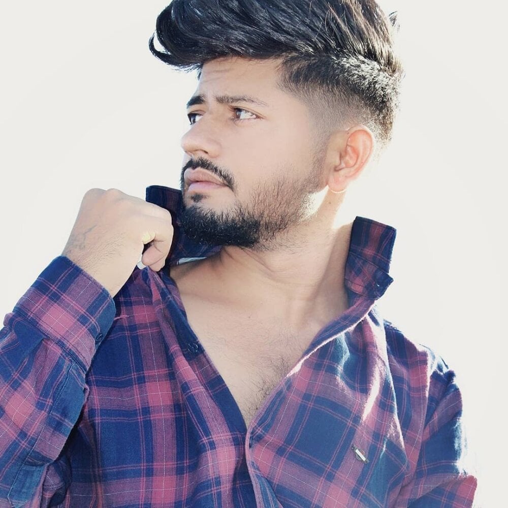 urhotboymeet from stripchat