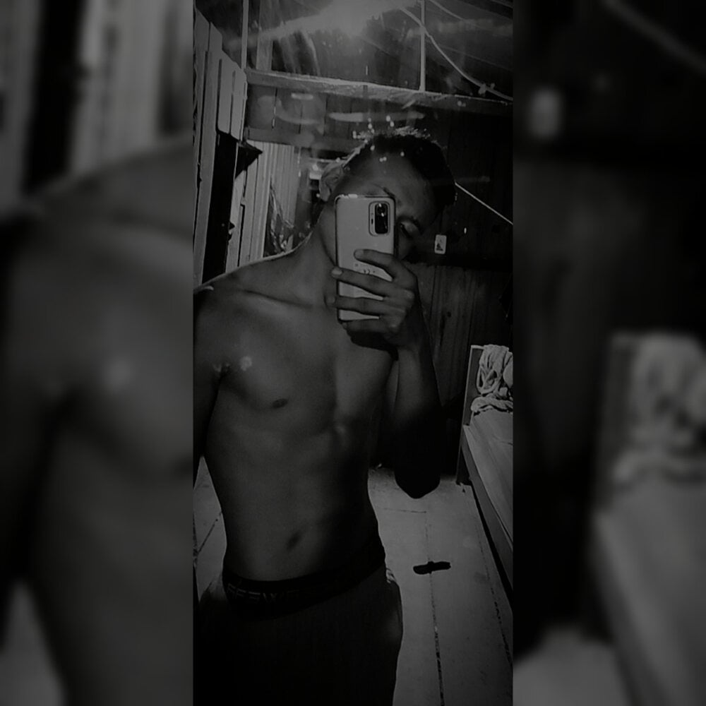 joeortega22 from stripchat