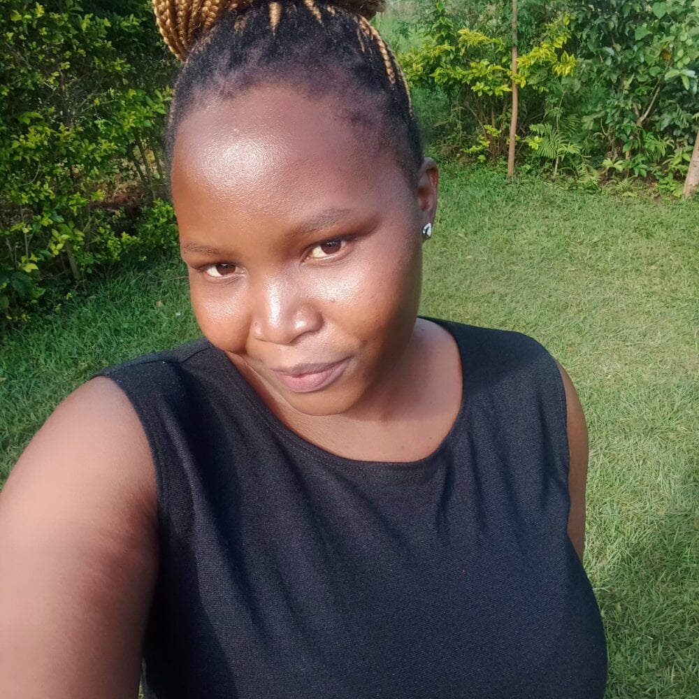 Live sex webcam photo for Caterinababe #290052738