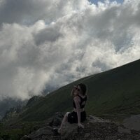 Cassidy_HalstonX's Offline Chat Room