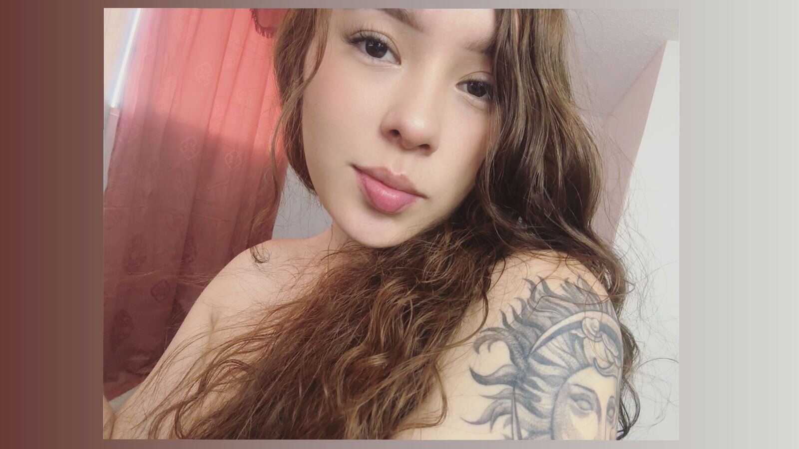 Veronica_Meller21