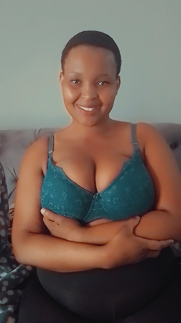 SexyCleo4