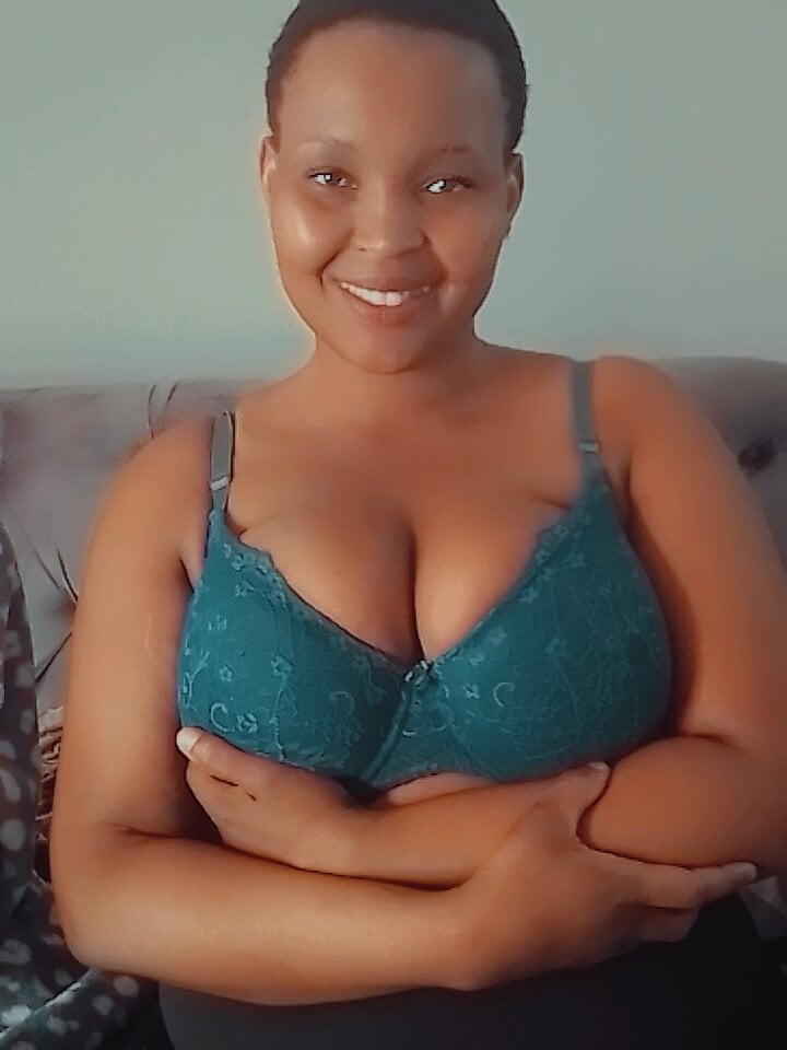 SexyCleo4 profile