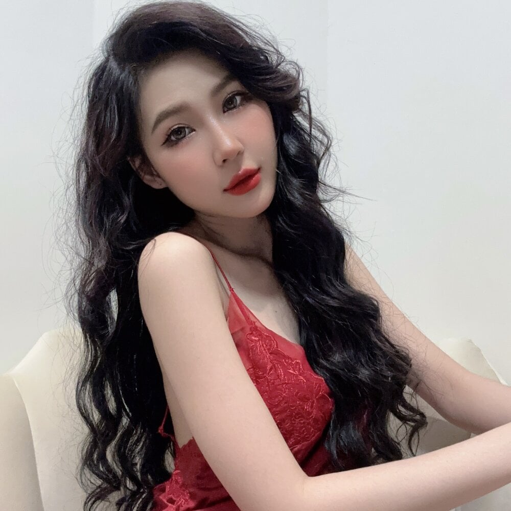 Almiraa68's passionate moment