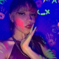 beckygarcia's Offline Chat Room