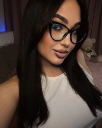 Emberelle's Offline Chat Room