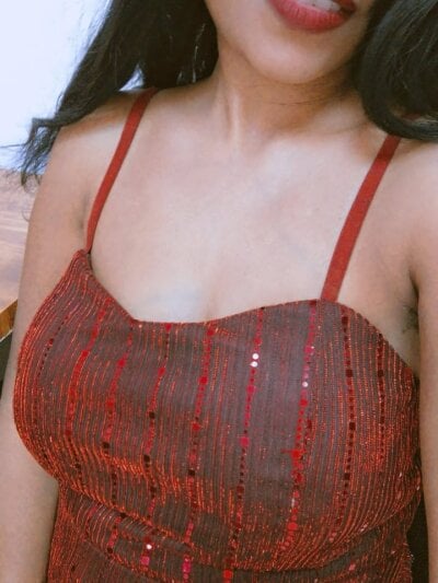 sexysanvi_88 Live Cam on StripChat