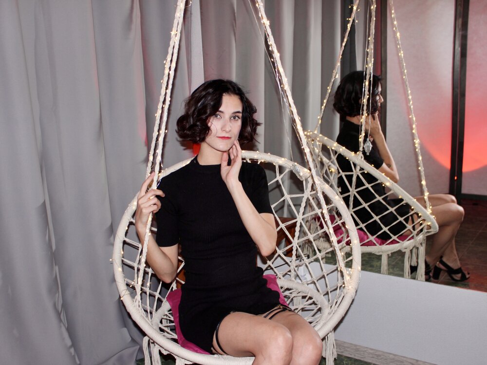 AnneliePearl