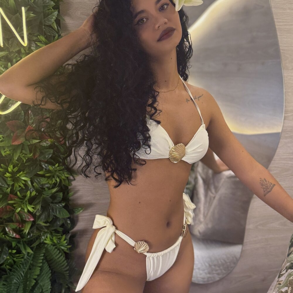 alma_leon from stripchat