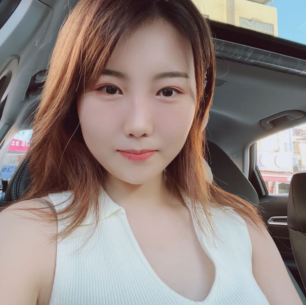 tiantian- 🦀 live nude cam