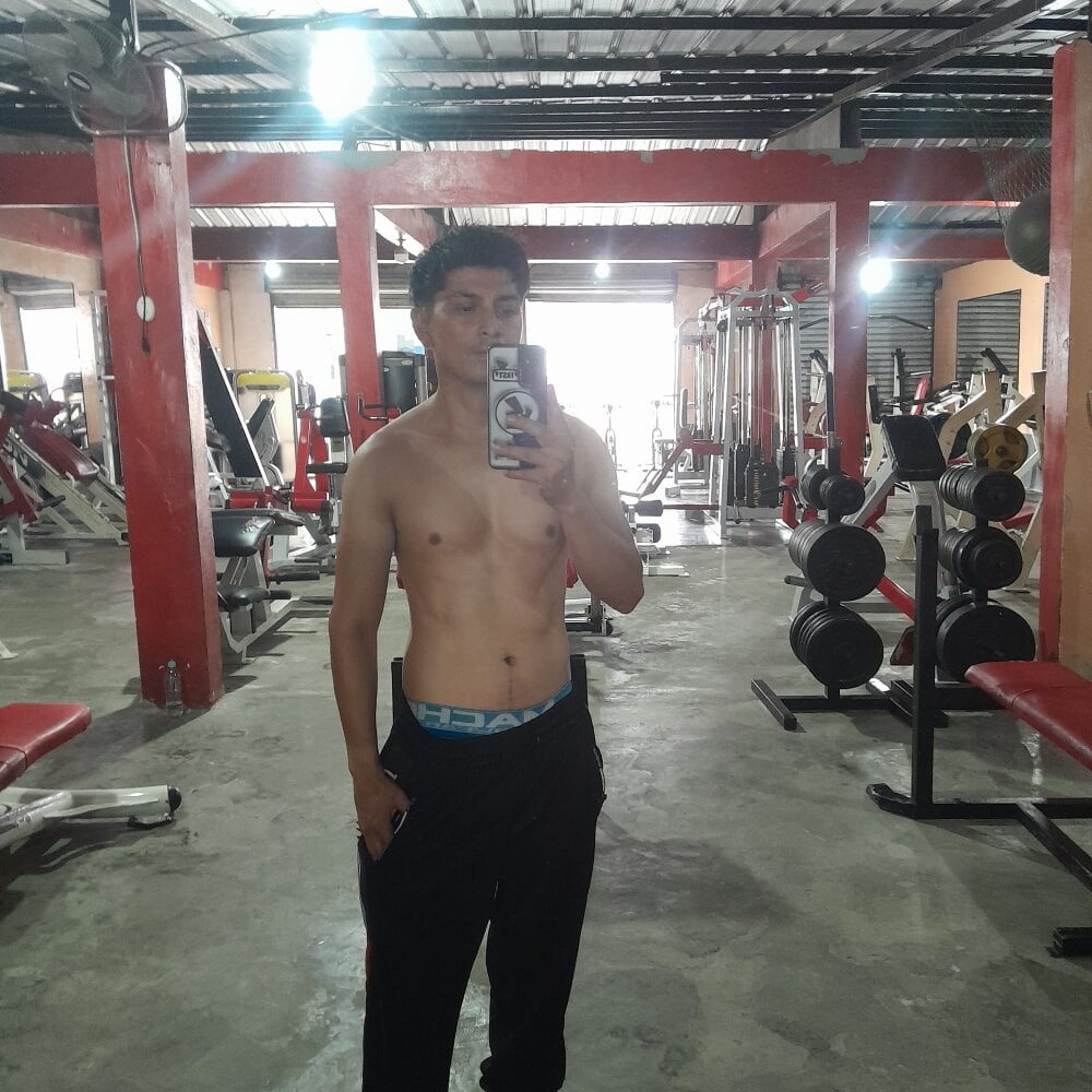 elnenejhon from stripchat