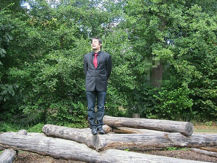 Hodini1988's Offline XXX Chat