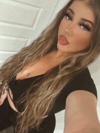 brandilovecash's Offline Chat Room