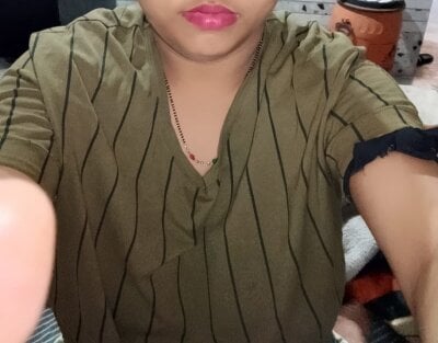 Payal_kajal on StripChat