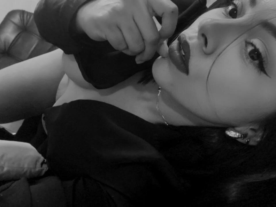 Cam girl CamillexLayton