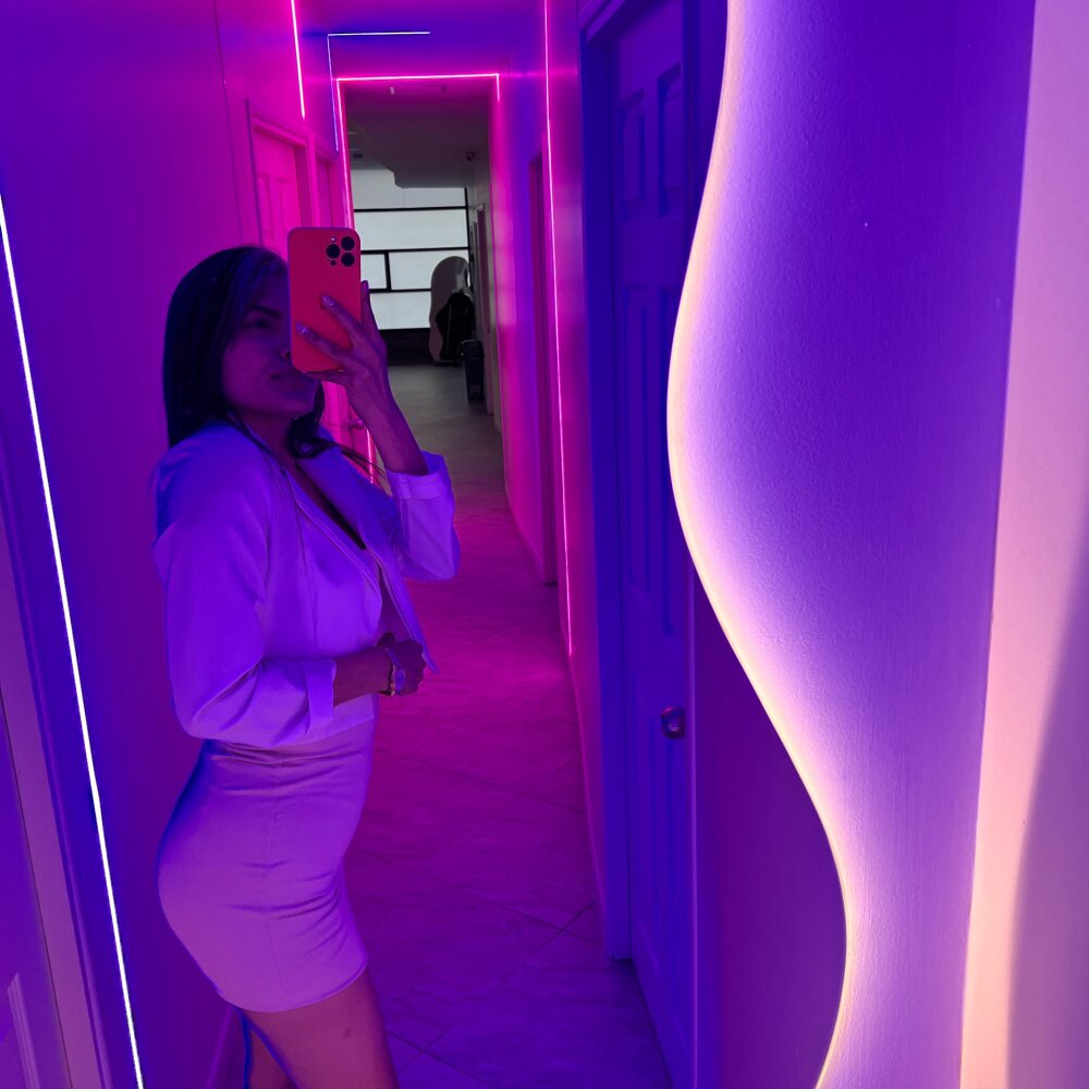 tiffany_lorens profile
