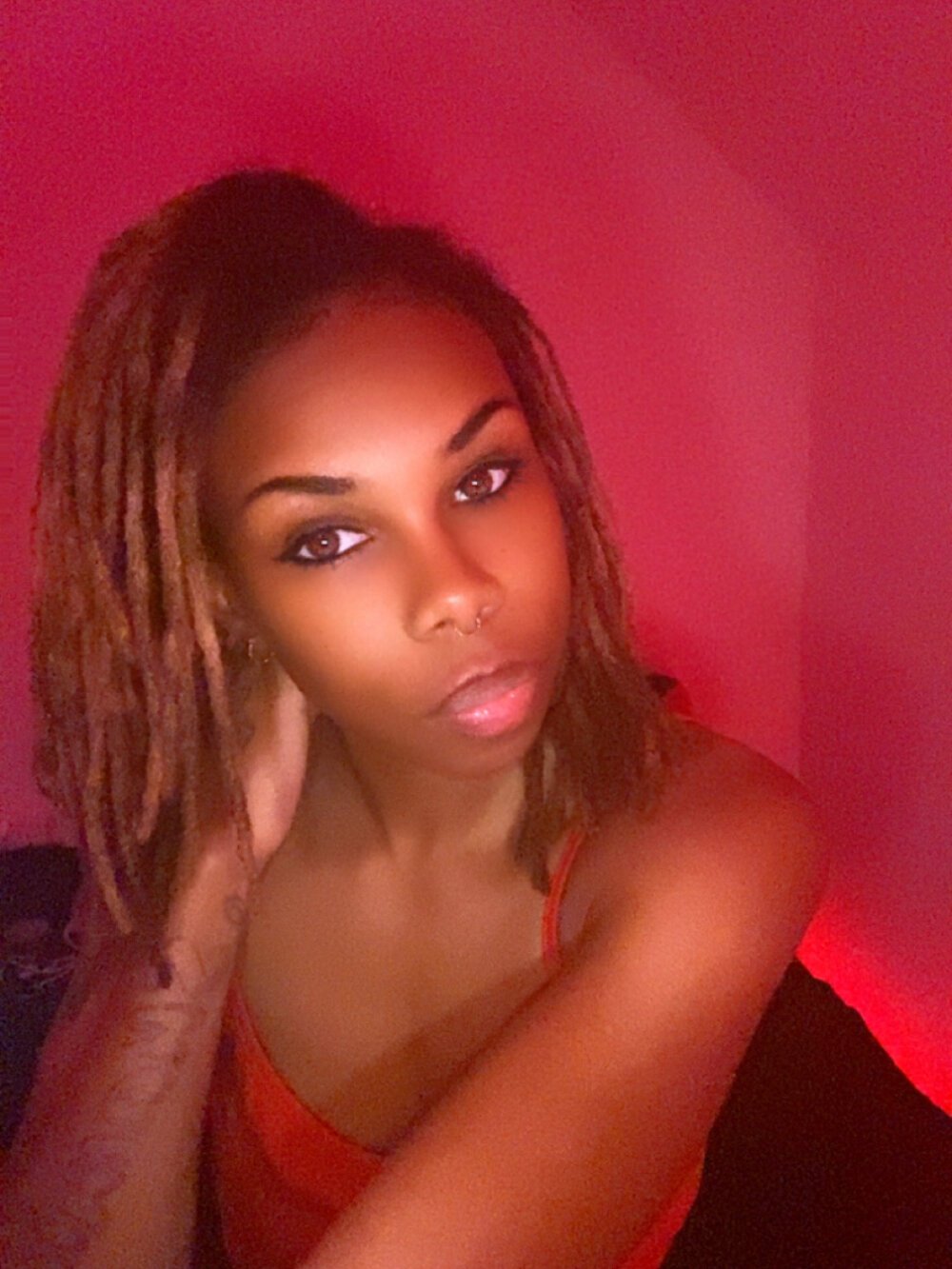 watchgirlcam.com opal_rainbow livesex profile in colombia-8-pm-3-am-gmt-5-nuevo-horario cams