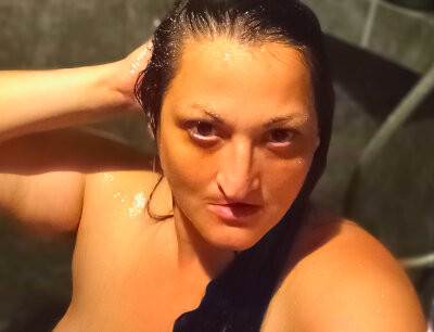 stormi_sky from stripchat