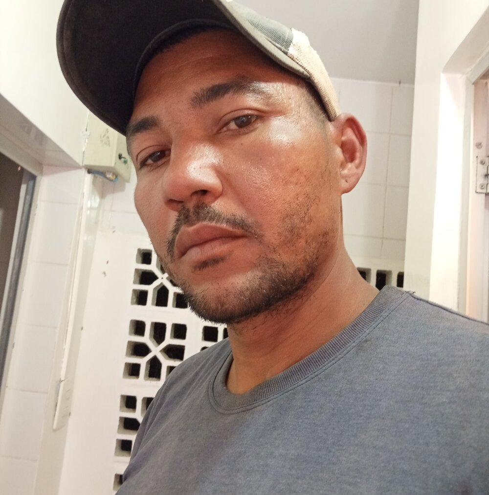 neguinho123123 from stripchat