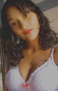 carolay_sexy45's Offline Chat Room