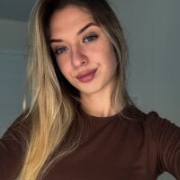 DinaraLin's Offline Chat Room