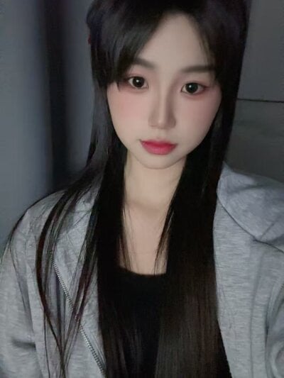 Qiyue996 Female Flashing Live Webcam Chat