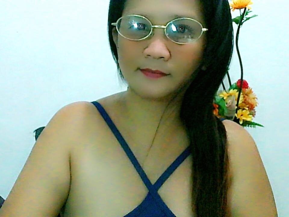 privat-livecam.com divinegrace1983 livesex profile in thin cams