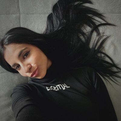 Cute-Lina25