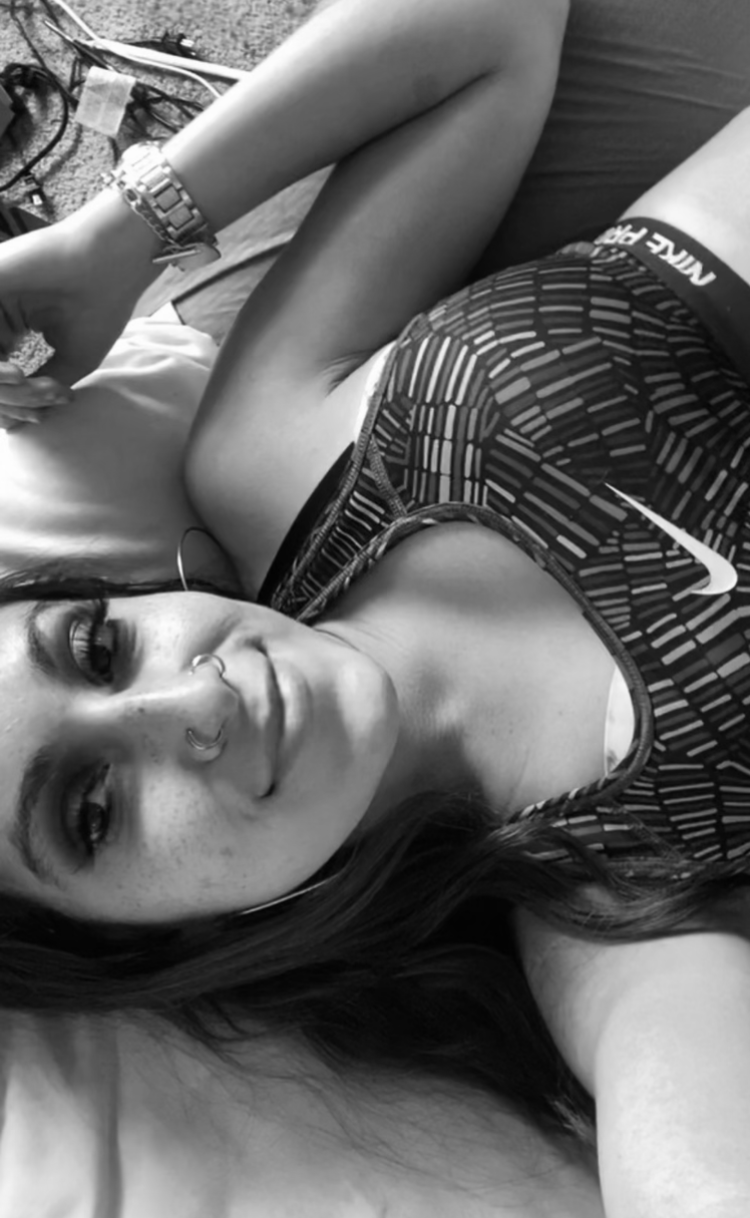 marissa159 webcam profile - British