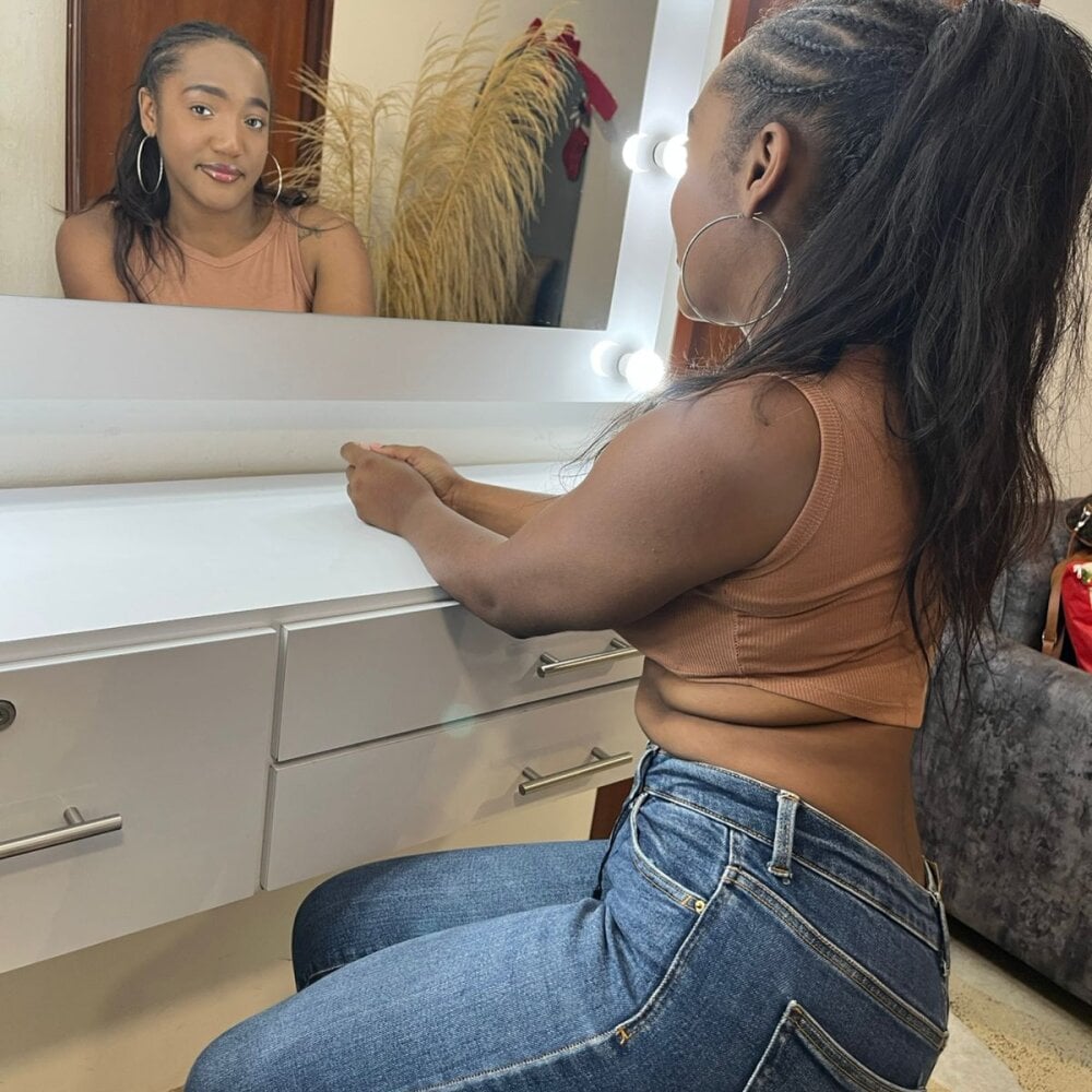 AngieeLopez profile