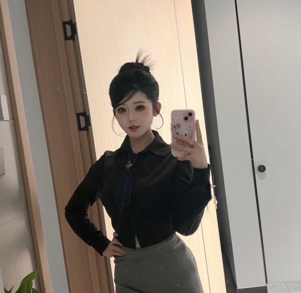 aty1314 from stripchat
