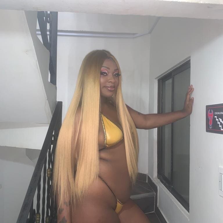 Live sex webcam photo for The_wickles_4443 #289878863