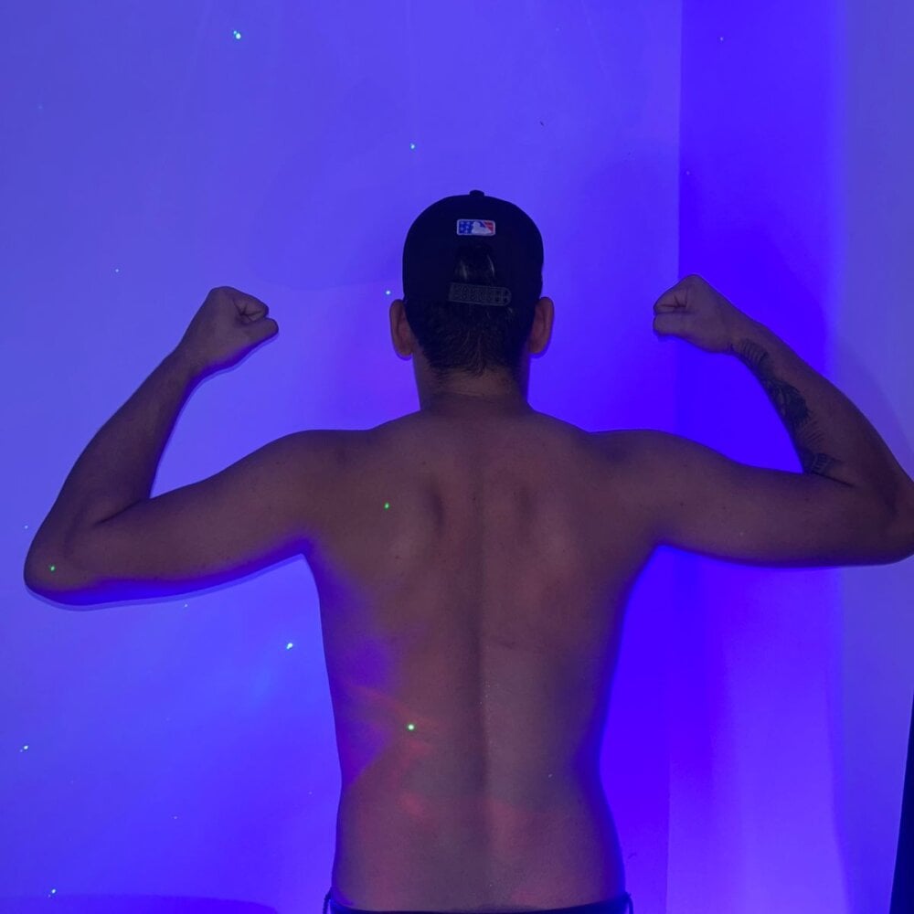 ken_smith__ from stripchat