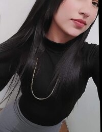 paulina_moons_s' Offline XXX Chat