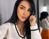 ElliseAlina's Offline Chat Room