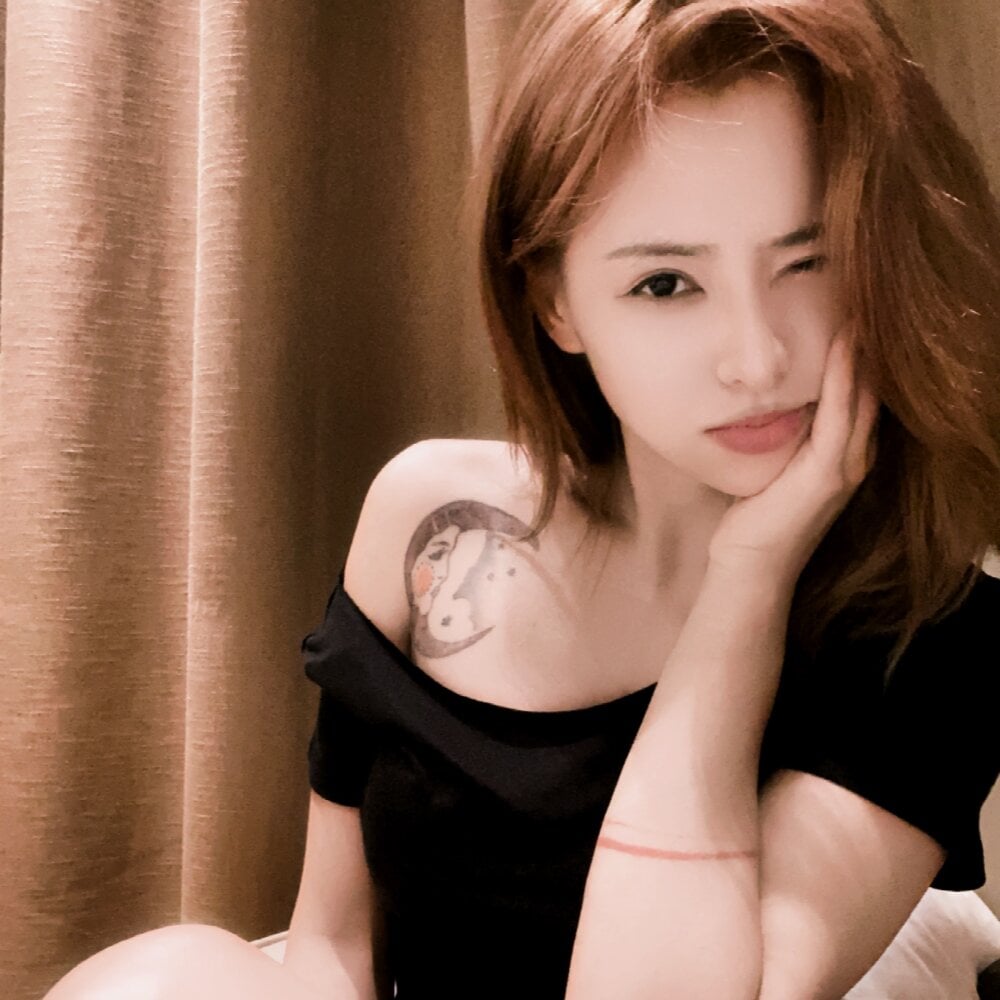miumiu-66 profile