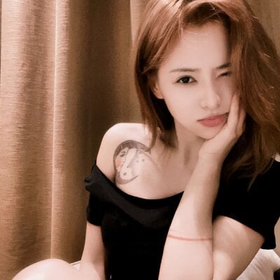 miumiu-66 on StripChat