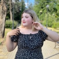 DreamyDesiree's Offline Chat Room