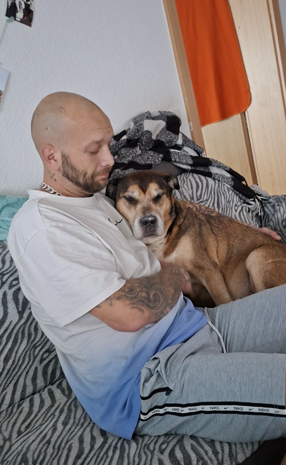 LongCock2203's Offline XXX Chat