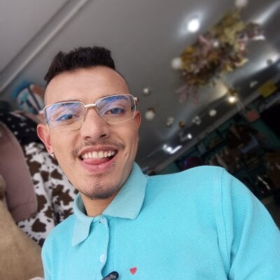 _jesussuarez Live Cam on StripChat and RICams