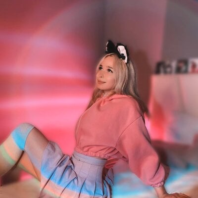 Mary_Bunnyy - smoking