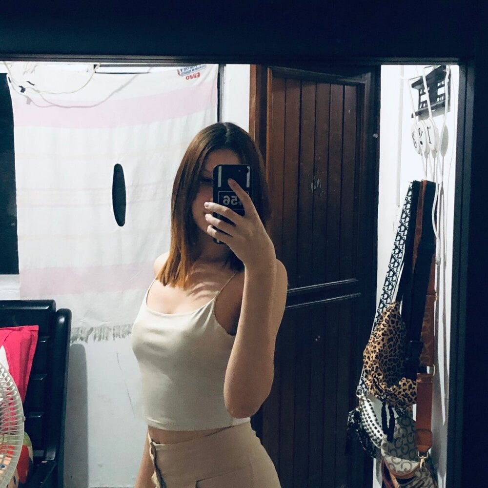 ariana_doll_ profile